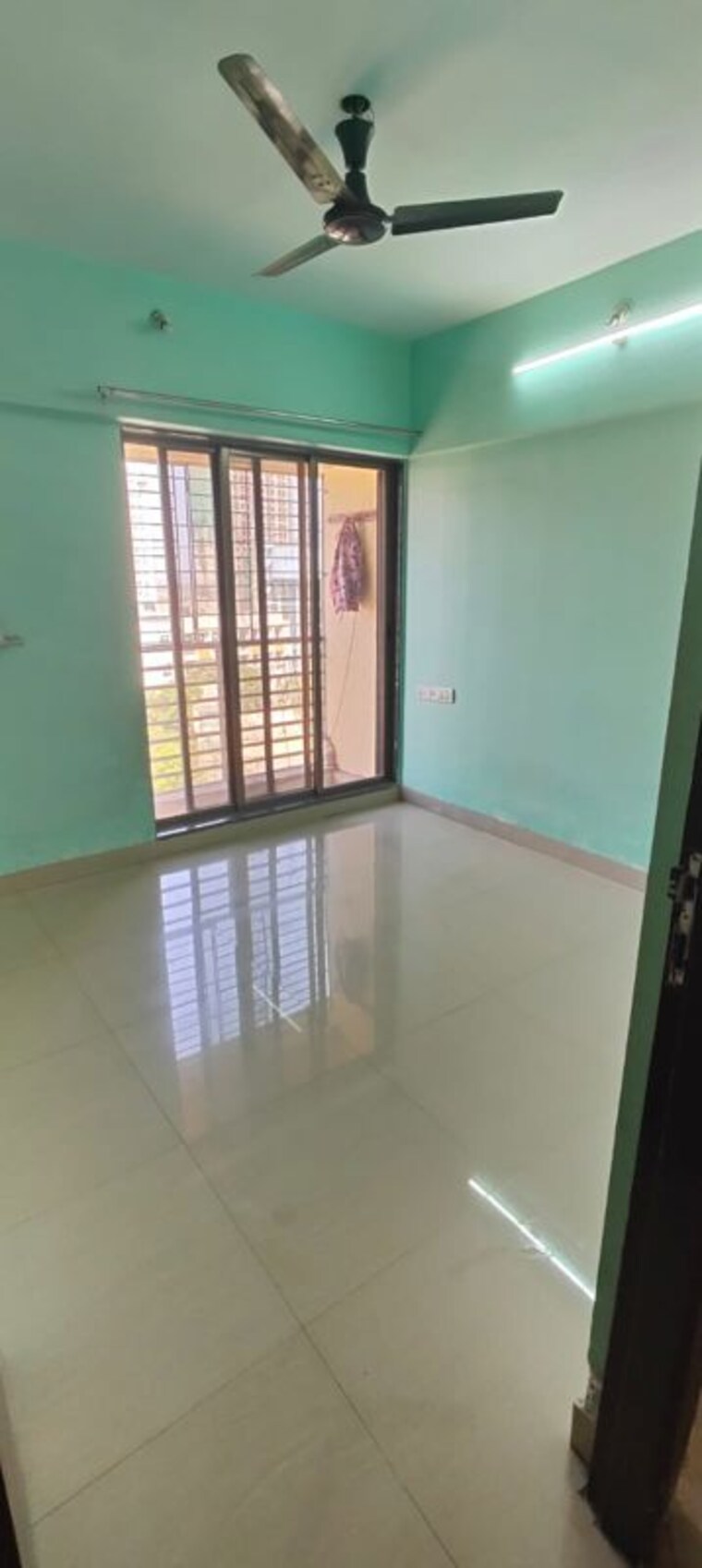 Room, kishor-sukur-enclave-a 1 Bedroom 389 Sq.Ft. Apartment In Ghodbunder Road Thane 10246606