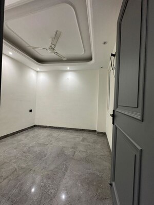 Bathroom in 2 BHK Apartment at Chattarpur – for Rent