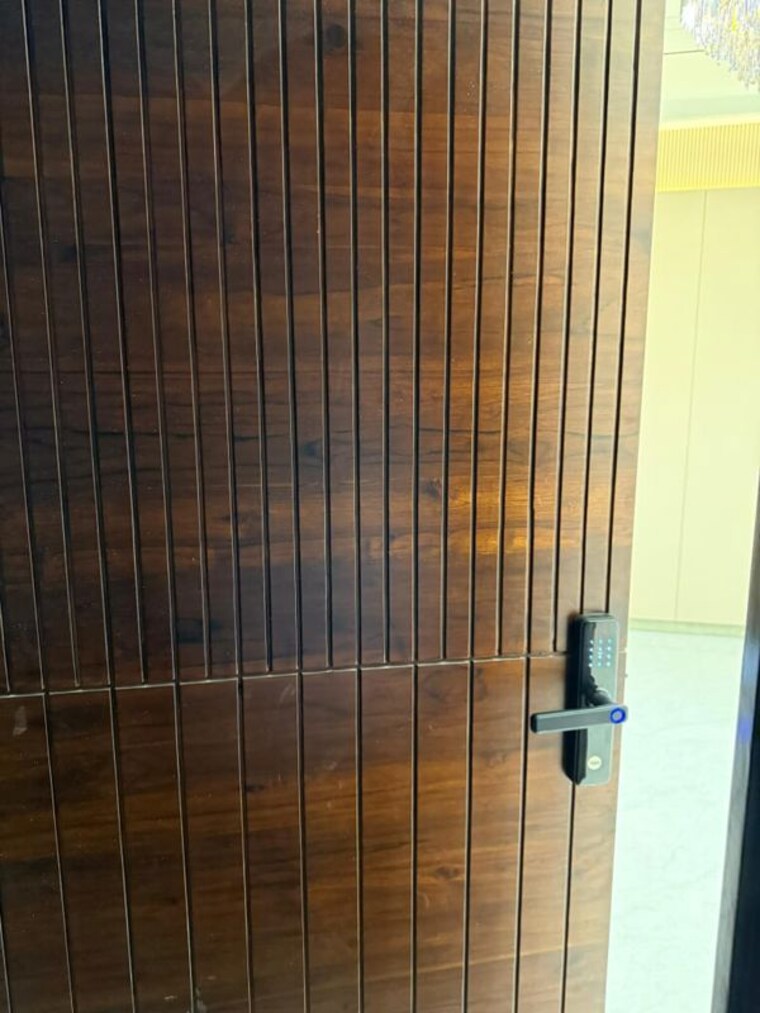 Bathroom, amrapali-royal 3 Bedroom 2050 Sq.Ft. Apartment In Vaibhav Khand Ghaziabad 10246568