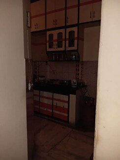 5 BHK + Pooja Room Independent House For Sale in RWA Apartments Sector 47