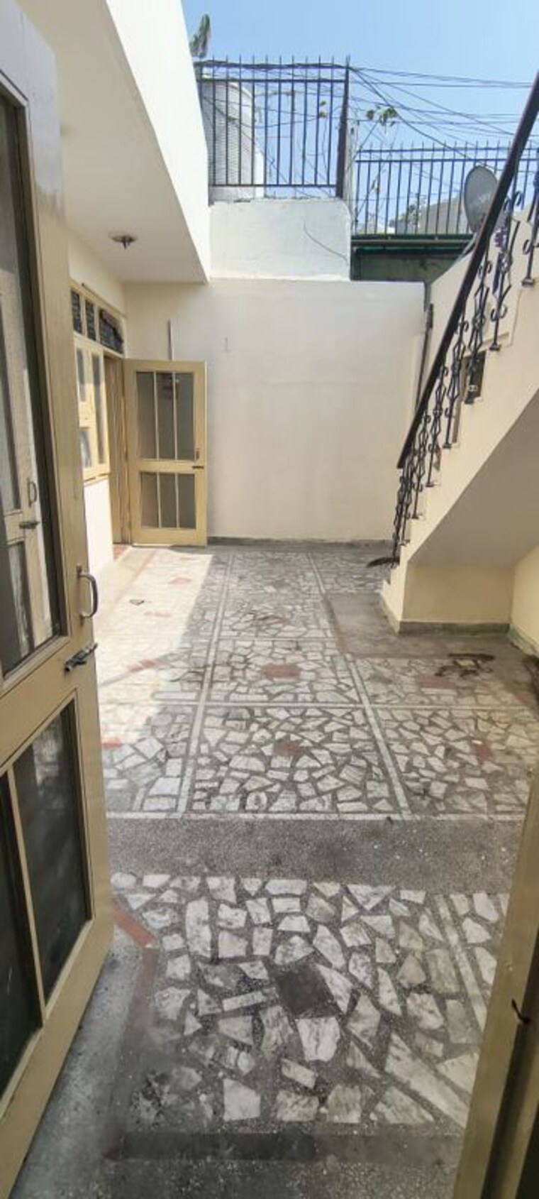 Balcony, malviya nagar 2 Bedroom 60 Sq.Yd. Builder Floor In Malviya Nagar Delhi 10246701