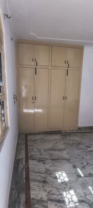 2 BHK Builder Floor For Rent in Malviya Nagar