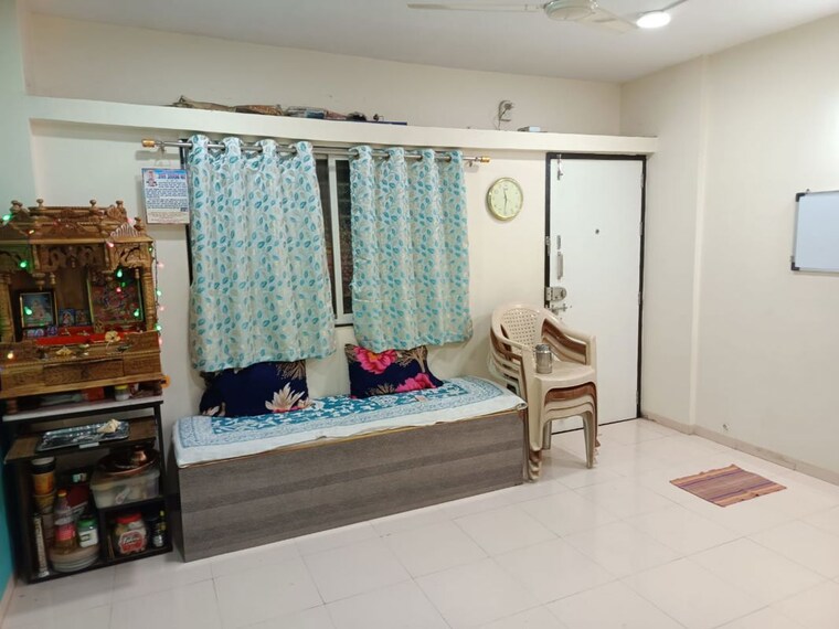 Living Room, aashiana-society 3 Bedroom 985 Sq.Ft. Apartment In Narhe Pune 10244348