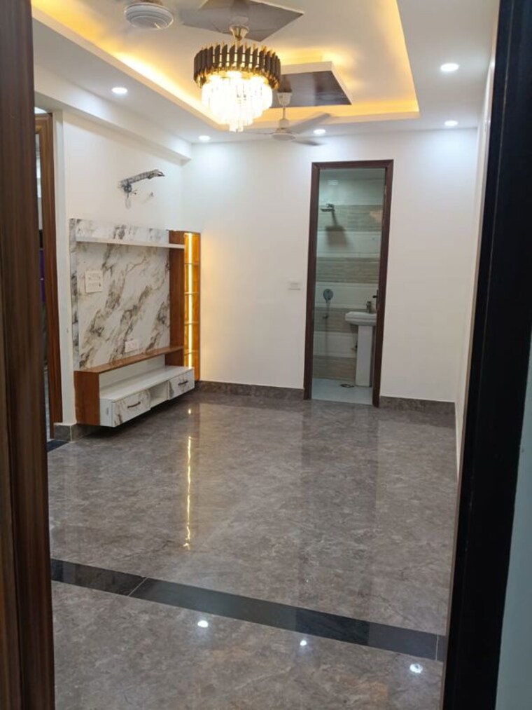 Room, malviya nagar 3.5 Bedroom 110 Sq.Yd. Builder Floor In Malviya Nagar Delhi 10246837