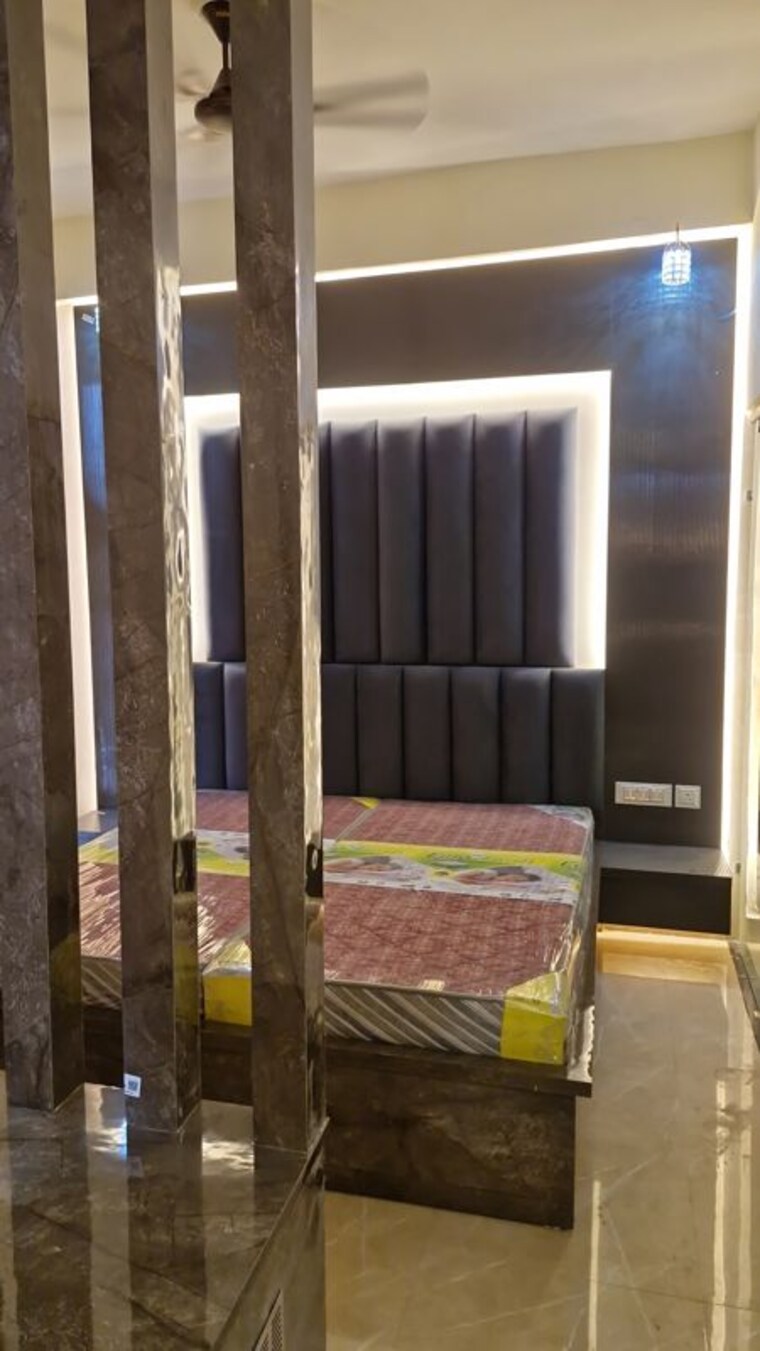 Room, vhr-winsten-park Studio 300 Sq.Ft. Apartment In Knowledge Park V Greater Noida Greater Noida 10244168