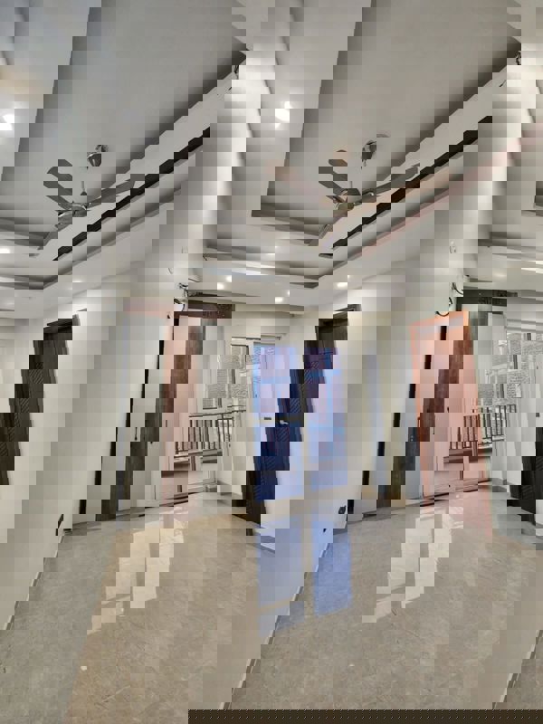 4 BHK 275 Sq.Yd. Builder Floor in BPTP Eden Estate