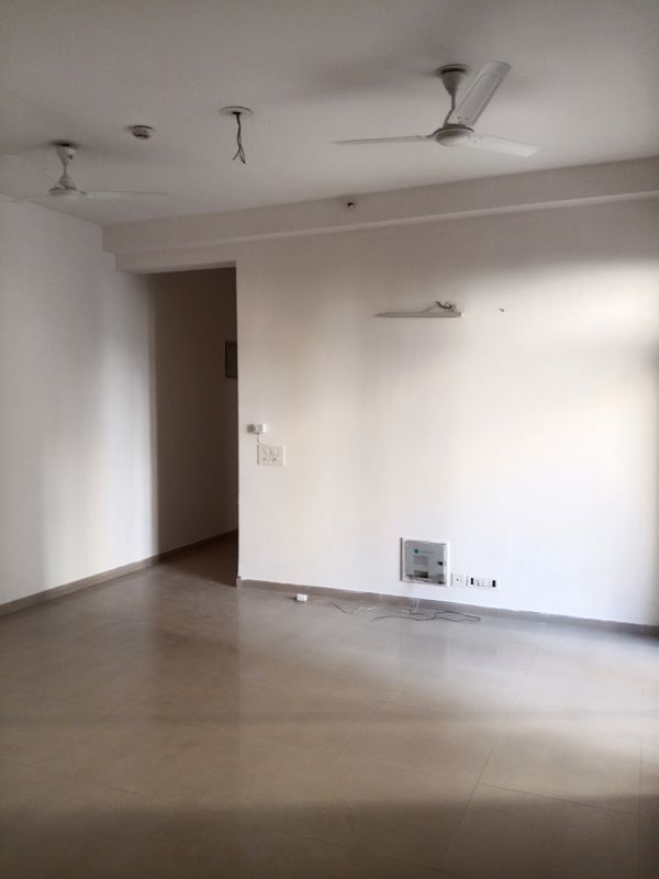 2.5 BHK + Study Room Apartment For Rent in Mahagun Mywoods