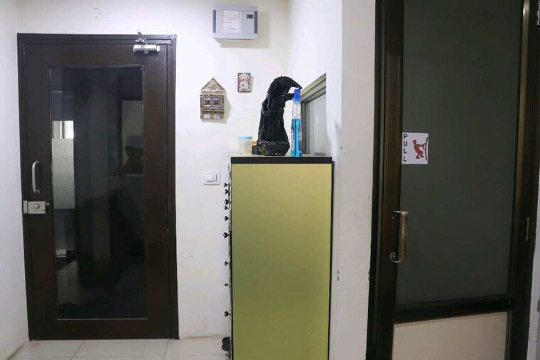 undefined, goyal-palladium Commercial Office Space 685 Sq.Ft. In Makarba Ahmedabad 10246853