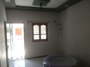 Room in 1 BHK Villa at Asarwa – for Rent