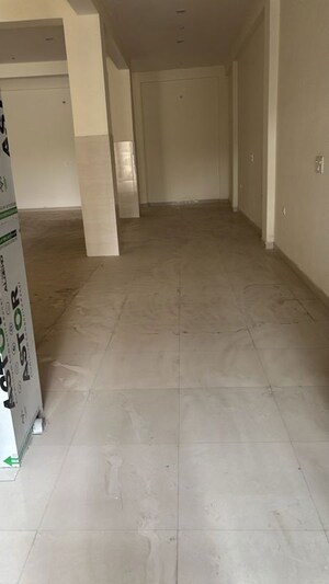 Room in  Warehouse at Sector 64 – for Rent