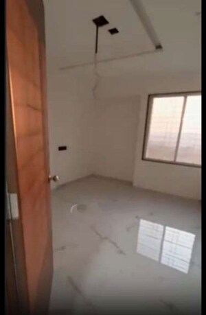 Room in 3 BHK Apartment at Spring Valley, Alandi Road – for Rent
