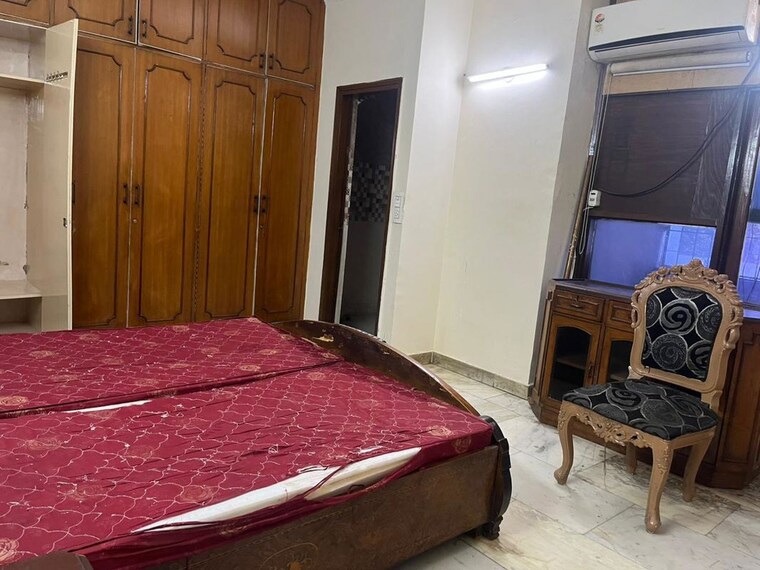 Bedroom, east of kailash 2 Bedroom 1125 Sq.Ft. Builder Floor In East Of Kailash Delhi 10247183