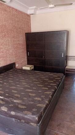 1 BHK + Store Room Villa For Rent in Vejalpur