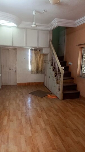 Room in 1 BHK Villa at Vejalpur – for Rent