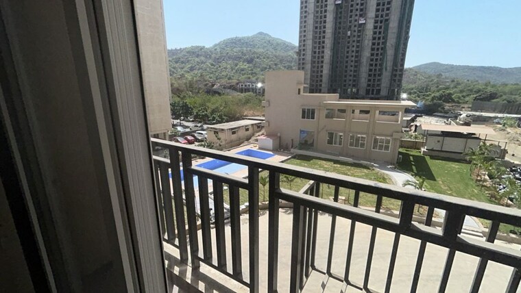 Balcony, anant-metropolis-insignia-towers 2 Bedroom 600 Sq.Ft. Apartment In Kasarvadavali Thane 10247335