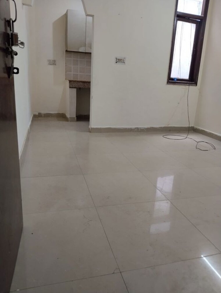 Room, neb sarai 1 Bedroom 450 Sq.Ft. Builder Floor In Neb Sarai Delhi 10247367