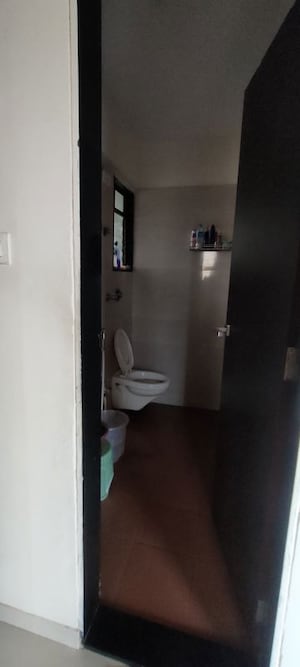 Furnished Amenities in 1 BHK Apartment at Oyster Hiral Legacy, Kandivali West – for Rent