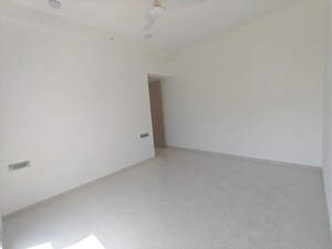 Room in 3 BHK Apartment at S Raheja Avisa, Bandra West – for Sale