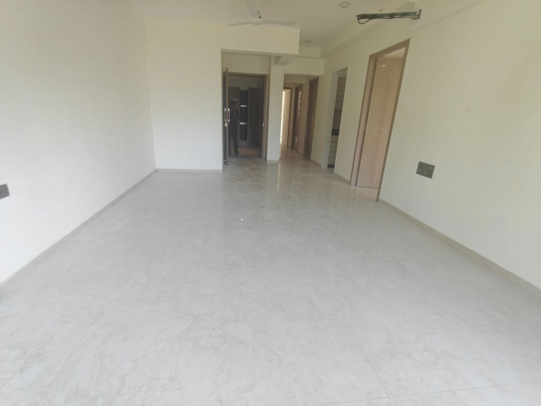 3 BHK + Extra Room Apartment For Sale in S Raheja Avisa