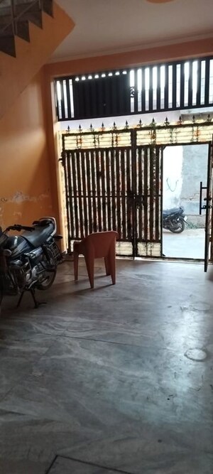 Parking in 2 BHK Independent House at Ram Shyam Vatika, Sector 16 Greater Noida – for Rent