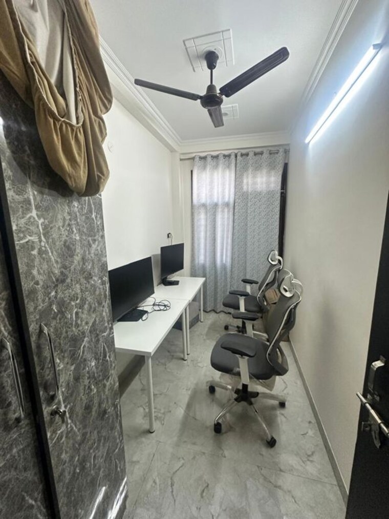 Team Area, sector 40 2.5 Bedroom 1425 Sq.Ft. Builder Floor In Sector 40 Gurgaon 10247395