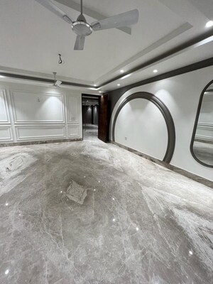 3 BHK Builder Floor For Sale in Ameya Sapphire 57, Sector 57