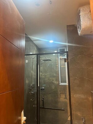 Furnished Amenities in 3 BHK Builder Floor at Sector 45 – for Sale