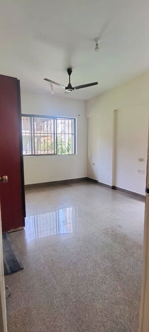 Room in 2 BHK Apartment at Skyrise Apartments, Chembur – for Rent