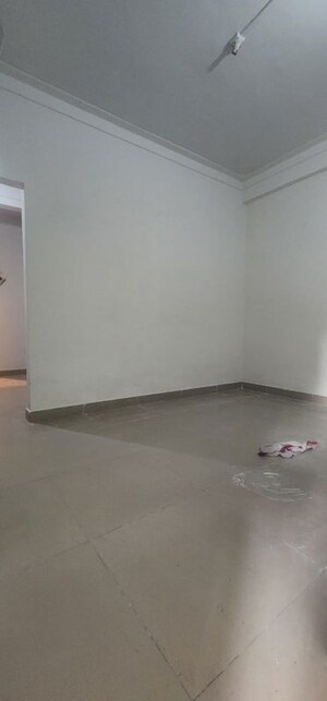 Room in 2 BHK Apartment at La Valle Casa, Bavdhan – for Rent