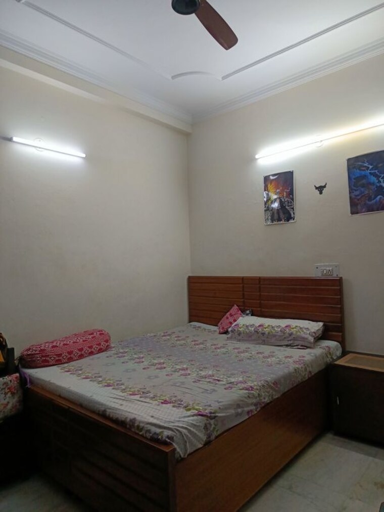 Bedroom, ss-southend-floors 2 Bedroom 1620 Sq.Ft. Builder Floor In South City 2 Gurgaon 10247612