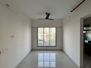 1 BHK Apartment For Rent in Shree Krushna Tower, Mulund West