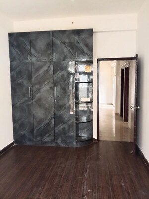 3 BHK Apartment For Rent in Mahagun Mywoods II, Sector 16c Greater Noida