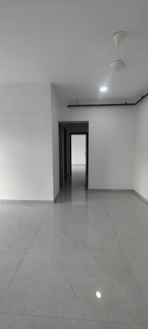 2 BHK Apartment For Rent in Vaibhavlaxmi Queens Avenue, Chembur