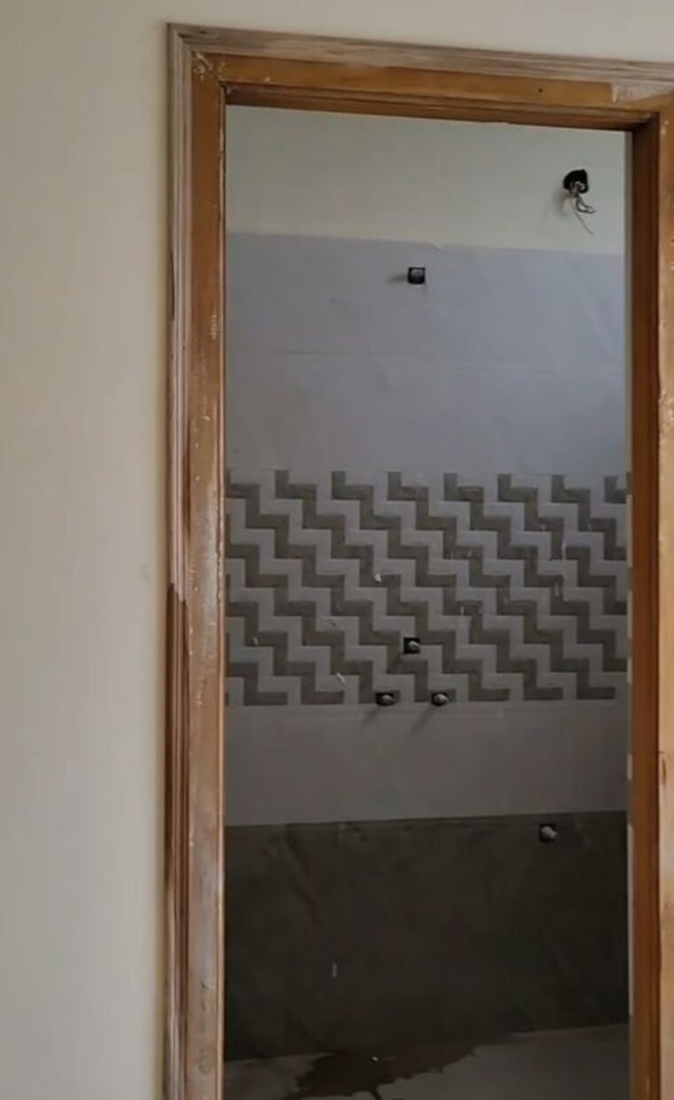 Bathroom, dulapally 2 Bedroom 1200 Sq.Ft. Apartment In Dulapally Hyderabad 10247664