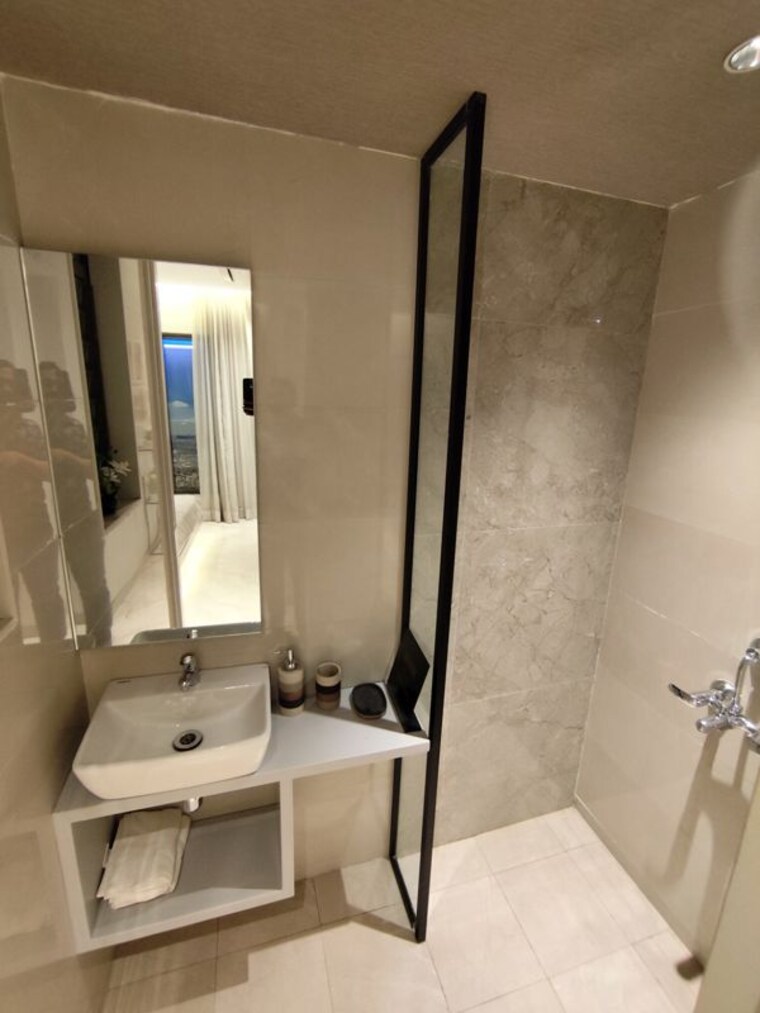 Bathroom, gyan khand ii 2 Bedroom 866 Sq.Ft. Builder Floor In Gyan Khand ii Ghaziabad 10247667
