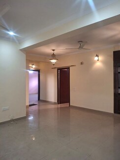 3 BHK + Pooja Room Apartment For Sale in Pir Machalla