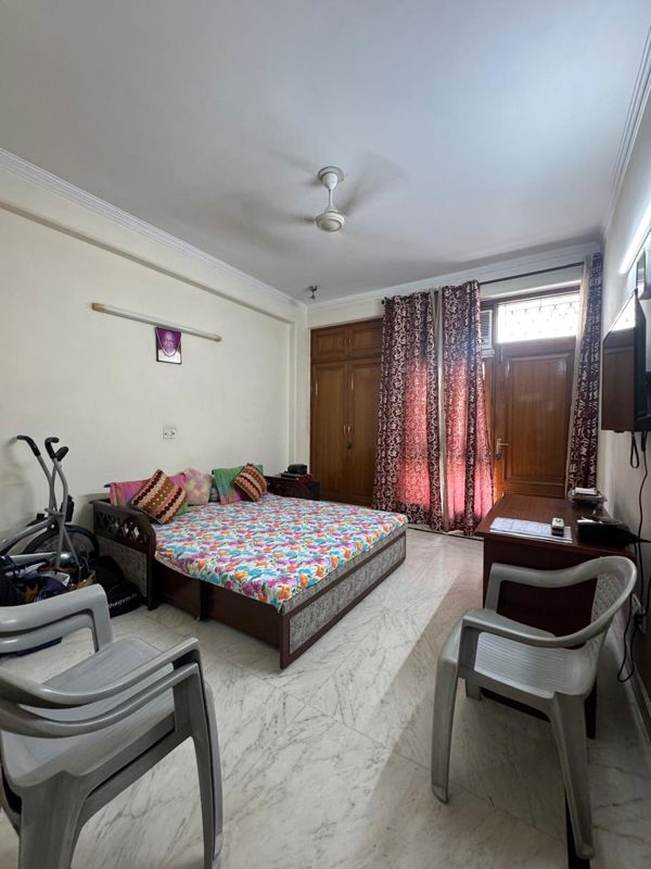 3 BHK + Pooja Room Builder Floor For Sale in Malviya Nagar