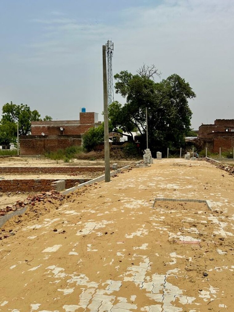 undefined, mohanlalganj  2000 Sq.Ft. Plot In Mohanlalganj Lucknow 10247859