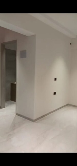 Room in 2 BHK Apartment at JK Iris, Mira Road – for Rent