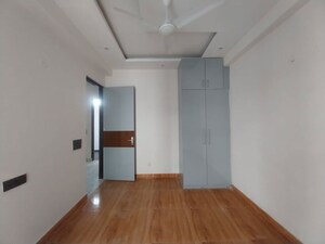 Room in 3 BHK Builder Floor at Nirala Greenshire Phase I, Patwari – for Rent