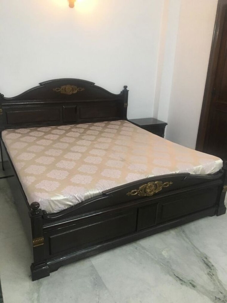 Bedroom, shivalik colony 3 Bedroom 2000 Sq.Ft. Builder Floor In Shivalik Colony Delhi 10247861