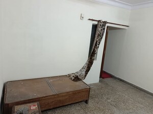 Furnished Amenities in 3 BHK Builder Floor at Lajpat Nagar I – for Sale