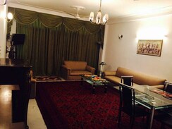 3 BHK + Servant Room Builder Floor For Rent in South Extension II