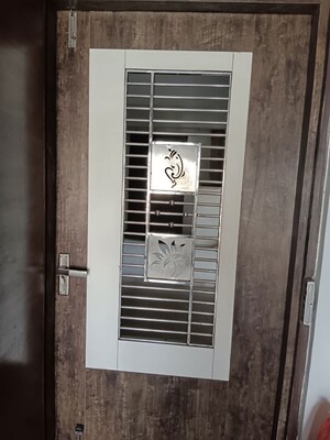 3 BHK Apartment – Entrance View at Kavisha Pebble Bay, Chandkheda - for Rent