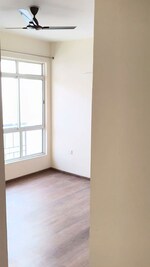 2 BHK 980 Sq.Ft. Apartment in Jaypee Kensington Boulevard