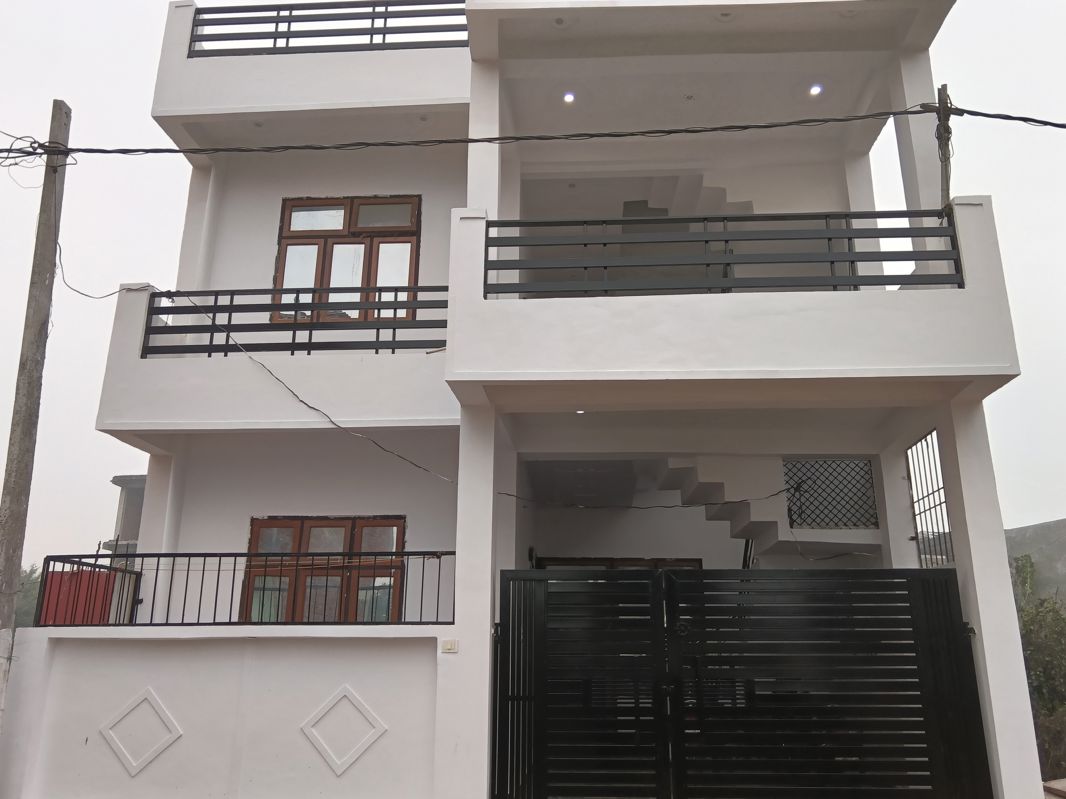 2 BHK + Pooja Room 1800 Sq.Ft. Independent House in Neelendras Amity Greens