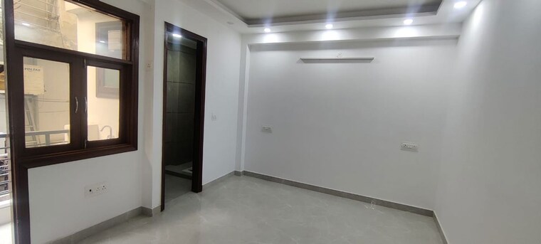 Room, mehrauli 2 Bedroom 250 Sq.Yd. Builder Floor In Mehrauli Delhi 10248191