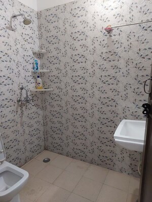 Bathroom in 2 BHK Builder Floor at Ansal Plaza Sector-23, Sector 23 – for Rent