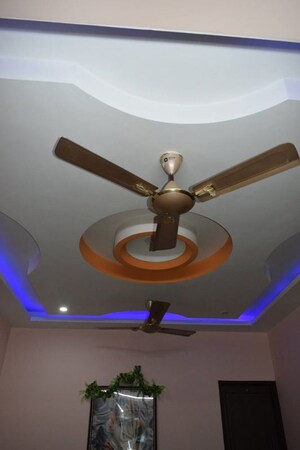 Furnished Amenities in 2 BHK Builder Floor at Ansal Plaza Sector-23, Sector 23 – for Rent