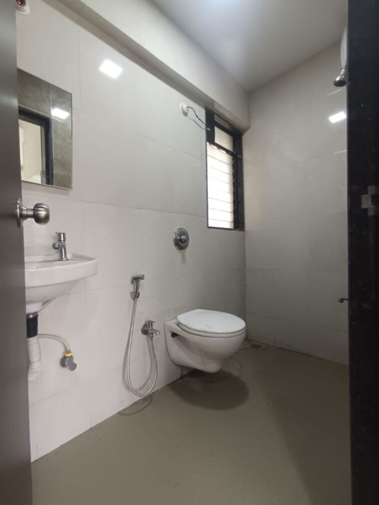 Bathroom, triveni-apartments-tilak-nagar 1 Bedroom 480 Sq.Ft. Apartment In Tilak Nagar Mumbai 10248107